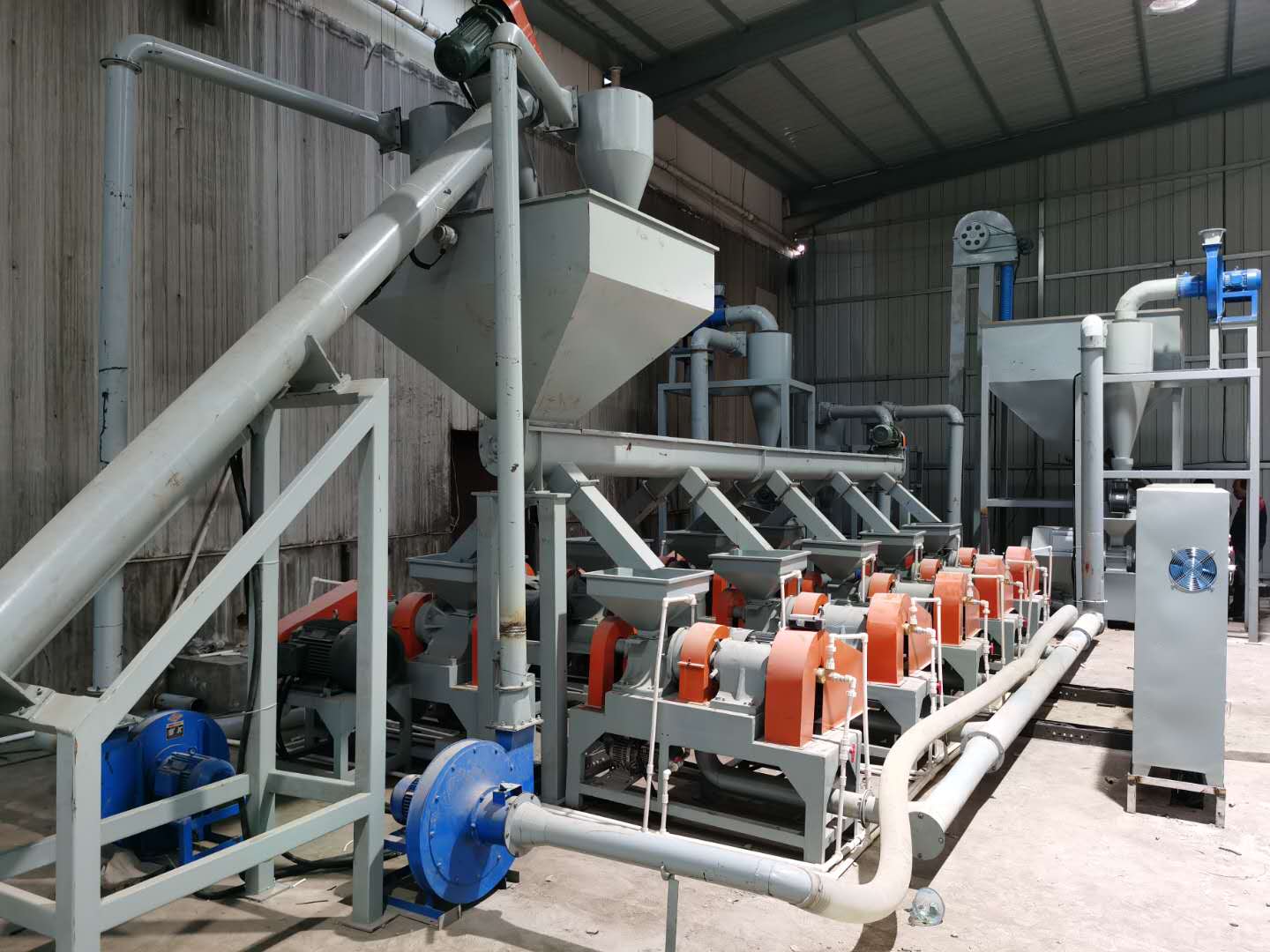 廢舊輪胎精細膠粉機 廢舊輪胎精細膠粉機